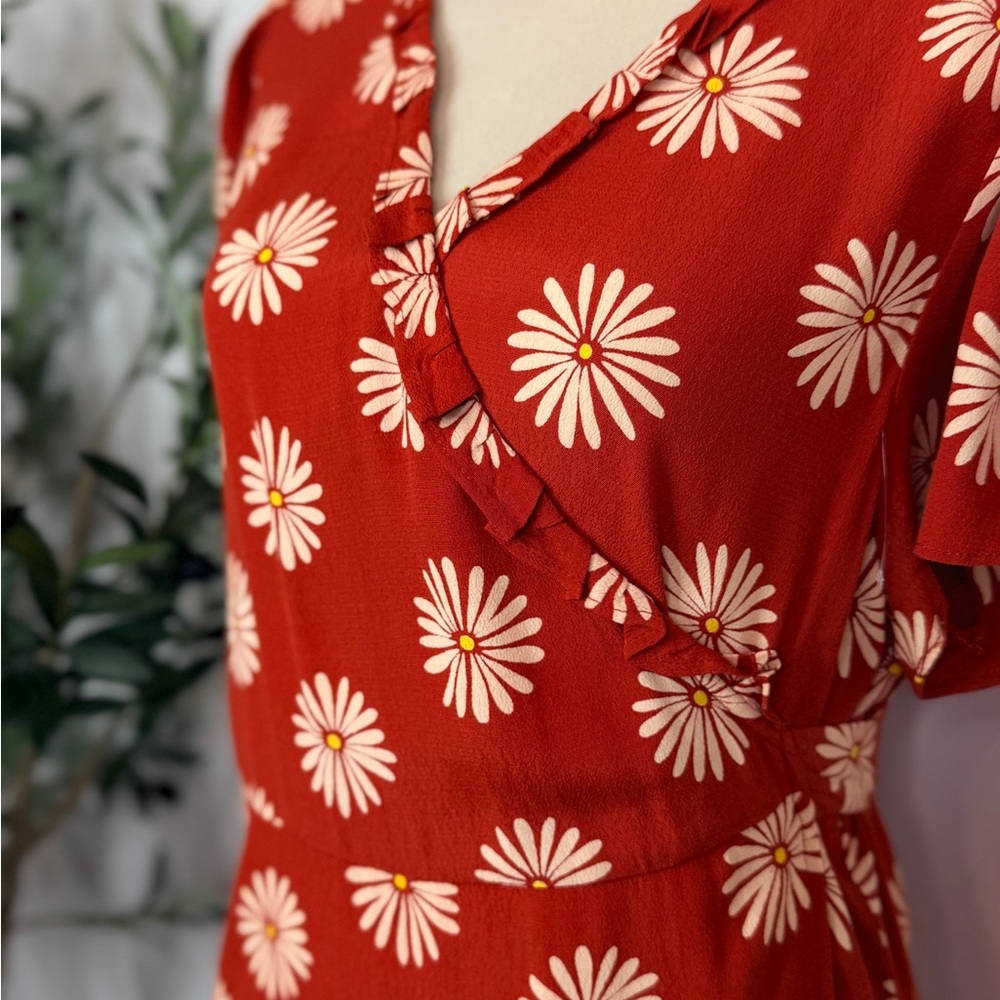 Madewell Rust Red Floral Wrap Midi Dress with Cream Daisy Print - Picture 2 of 4